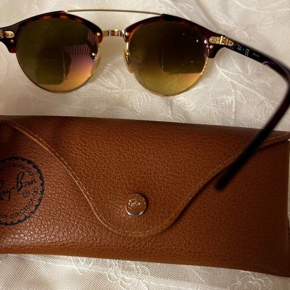 ☀️☀️Rayban like new sunglasses - Picture 5 of 10